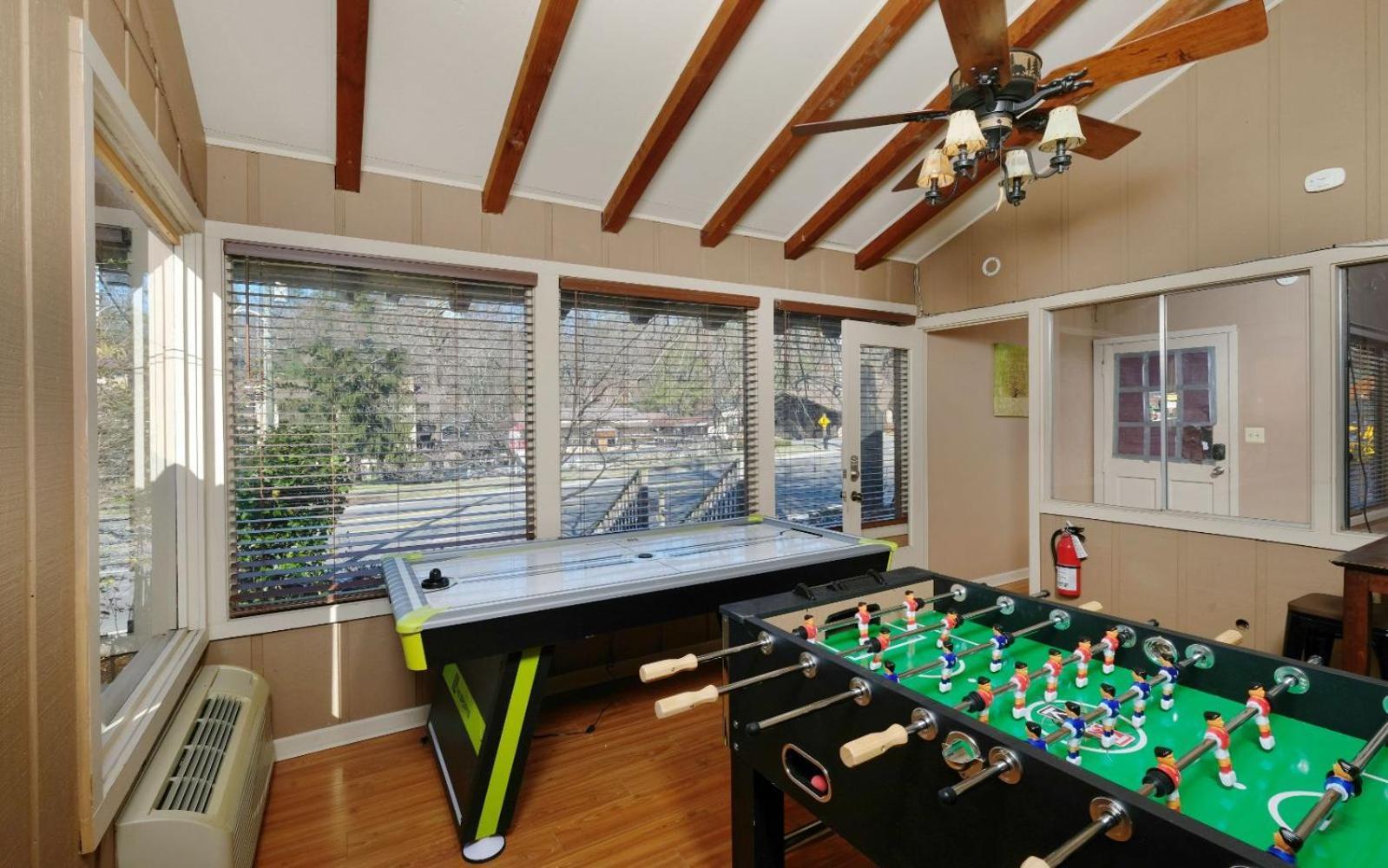 Red Oak Lodge Gatlinburg Ngoại thất bức ảnh